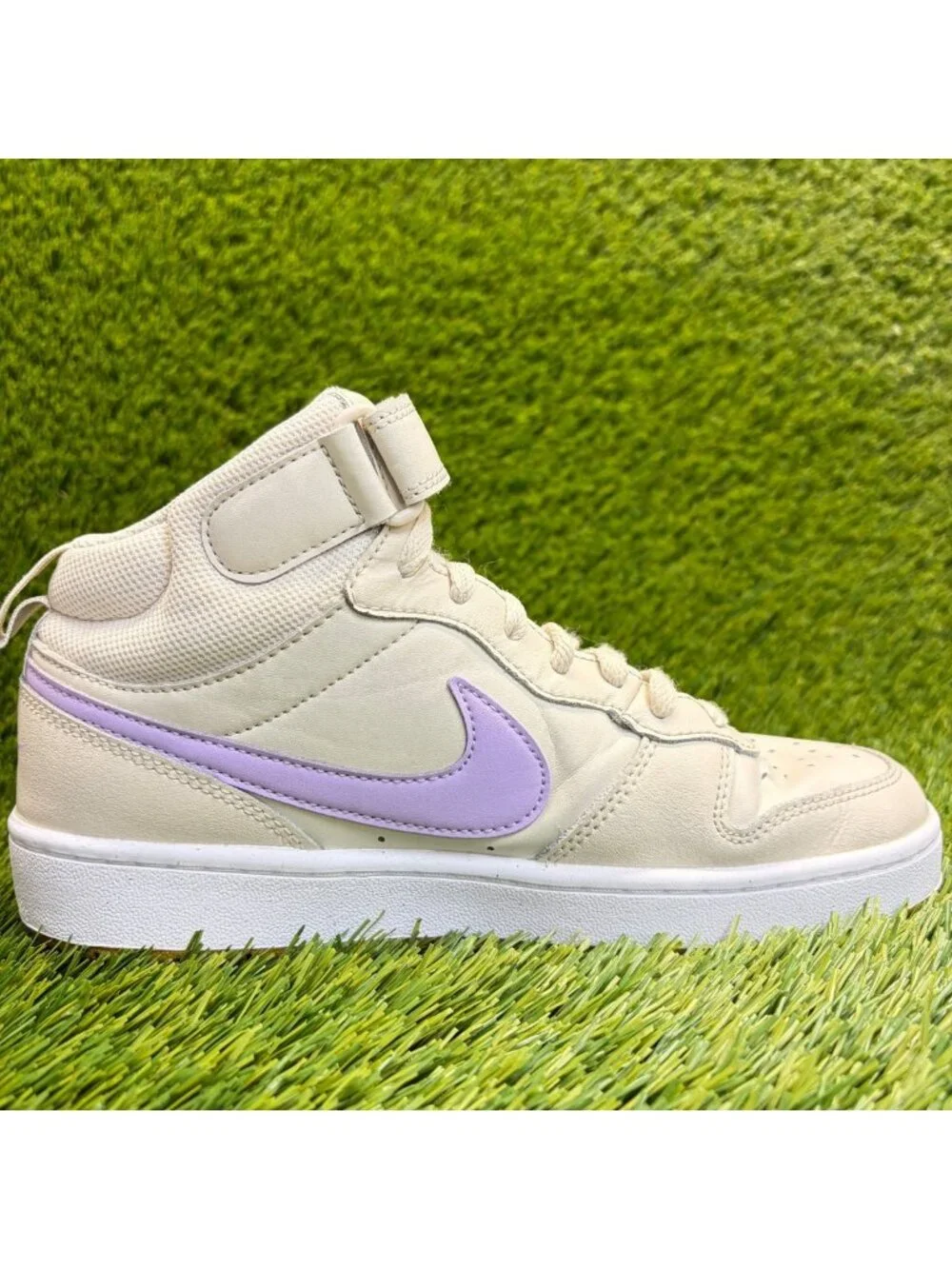 Nike please review